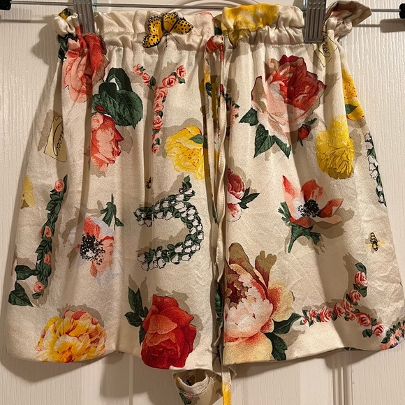 ๐ SOLD ๐ Vintage Gucci Floral Two-piece Set - Picture 2 of 14